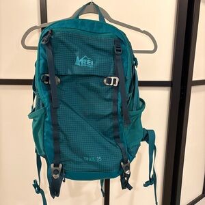 REI Co-op Trail 25 Backpack